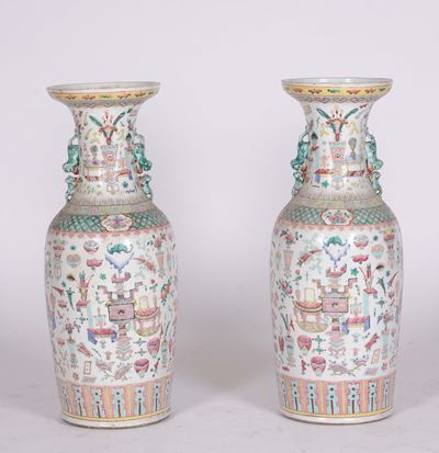 Coppia di Vasi in Porcellana Famiglia Rosa, Cina XX Secolo