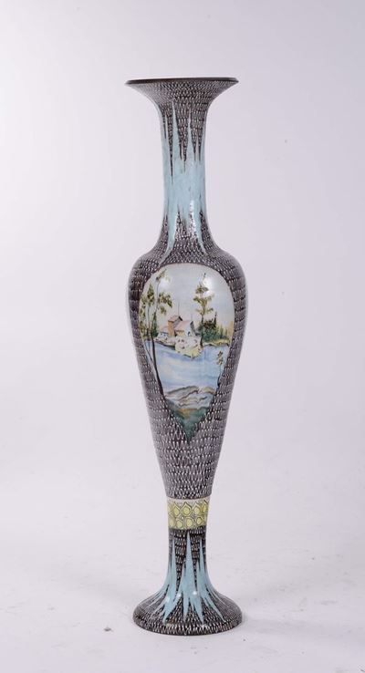 Alto Vaso Liberty a Forma di Tromba in Ceramica, Venezia Fine XIX Secolo