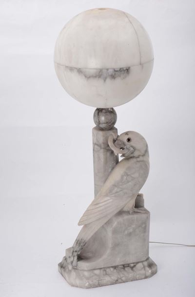 Lampada in Alabastro con Aquila Sormontata dal Mondo, Napoli Inizi XX Secolo