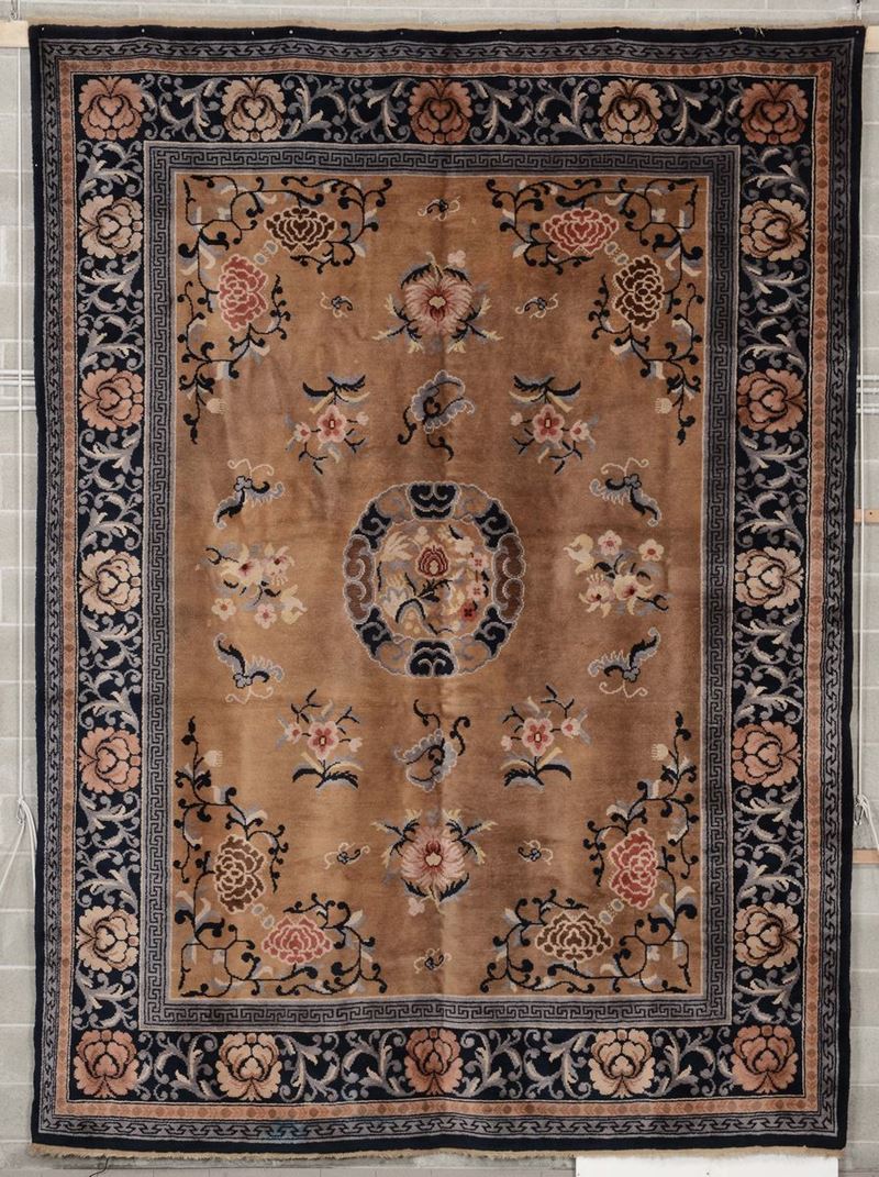 Tappeto europeo (Austria), inizio XX secolo  - Auction Antique and Old Masters - Cambi Casa d'Aste