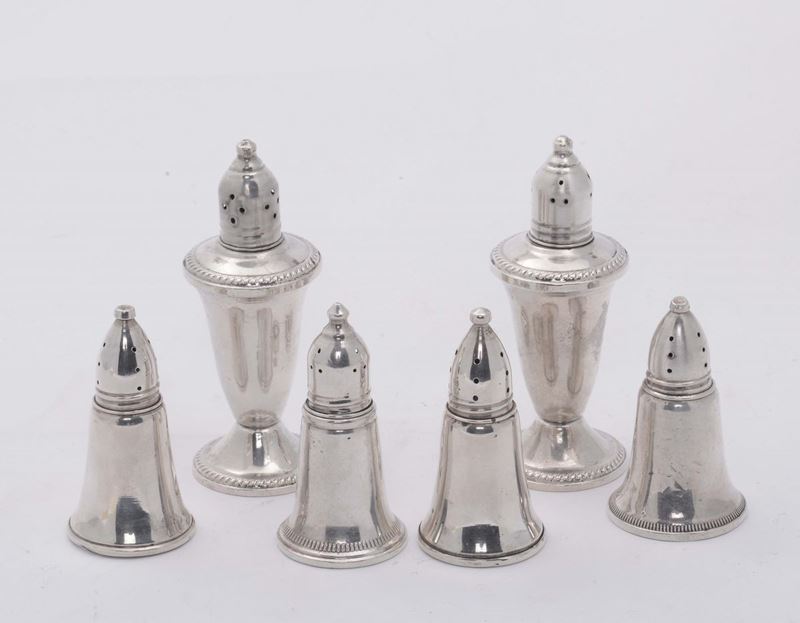 Tre coppie diverse di sale e pepe in sterling  - Asta Asta a Tempo 2-2014 - Cambi Casa d'Aste