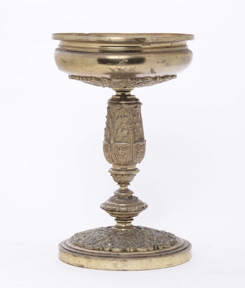 Alzata in bronzo dorato, XIX secolo  - Asta Antiquariato e Dipinti Antichi - Cambi Casa d'Aste