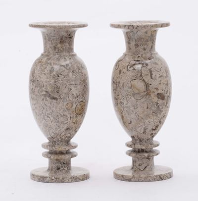 Coppia di Vasetti in Marmo Lumachella, XIX Secolo