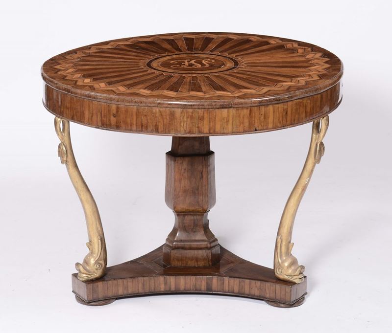 Tavolo da centro lastronato e intarsiato, prima metà XIX secolo,  - Auction Antique and Old Masters - Cambi Casa d'Aste