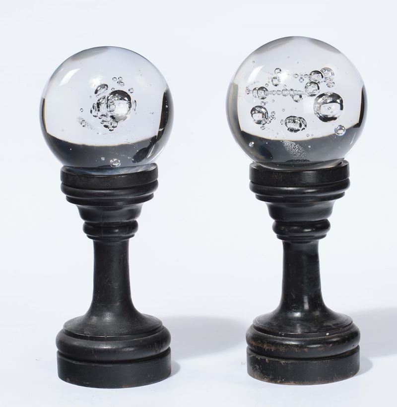 Coppia di sfere in vetro  - Auction Antique and Old Masters - Cambi Casa d'Aste