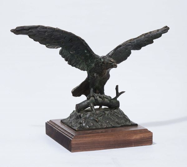 Scultura in bronzo raffigurante aquila, XX secolo