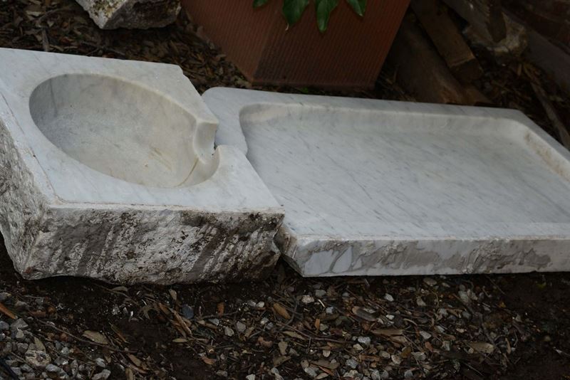 Lavandino in marmo bianco  - Asta Asta a Tempo 3-2014 - Cambi Casa d'Aste