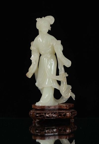 Figura di Guanyin in Giada Bianca, Cina, Repubblica, XX Secolo