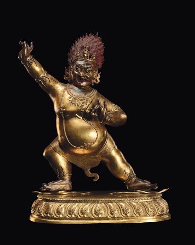 Grande ed Importante Figura in Bronzo Dorato e Rame di Vajrapani, Cina, Dinastia Qing, XVIII Seco...