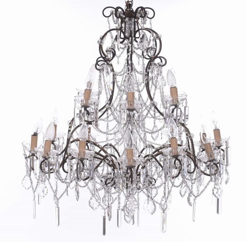 Lampadario in metallo dorato e vetri  - Asta Antiquariato e Dipinti Antichi - Cambi Casa d'Aste