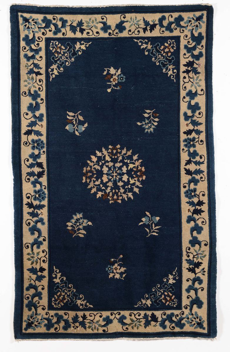 Tappeto cinese Pechino inizio XX secolo  - Auction Antique and Old Masters - Cambi Casa d'Aste