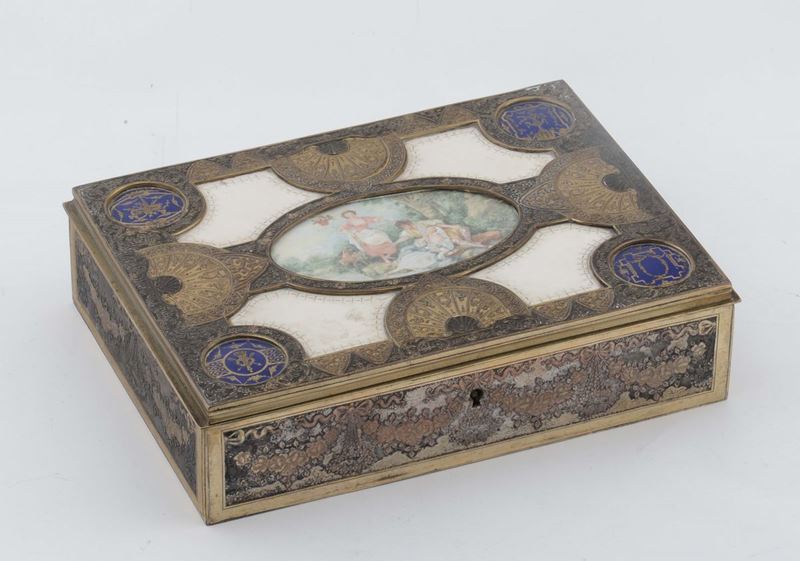 Scatola in ottone inciso, XIX secolo  - Asta Antiquariato e Dipinti Antichi - Cambi Casa d'Aste