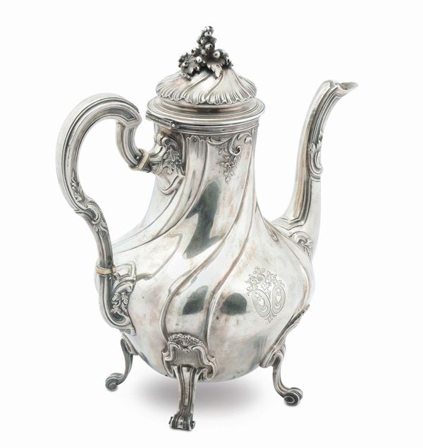 Teiera in argento di gusto barocco, Europa centrale XIX-XX secolo