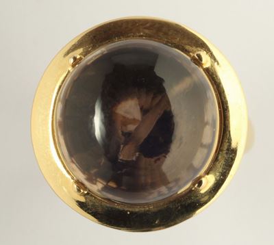 Anello con Quarzo Fumé Taglio Cabochon