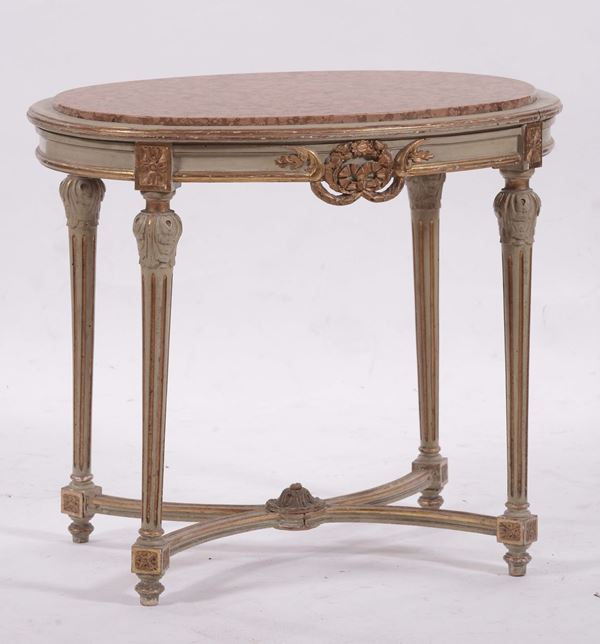 Tavolino in legno intagliato, laccato e dorato, Francia, Periodo Luigi XVI