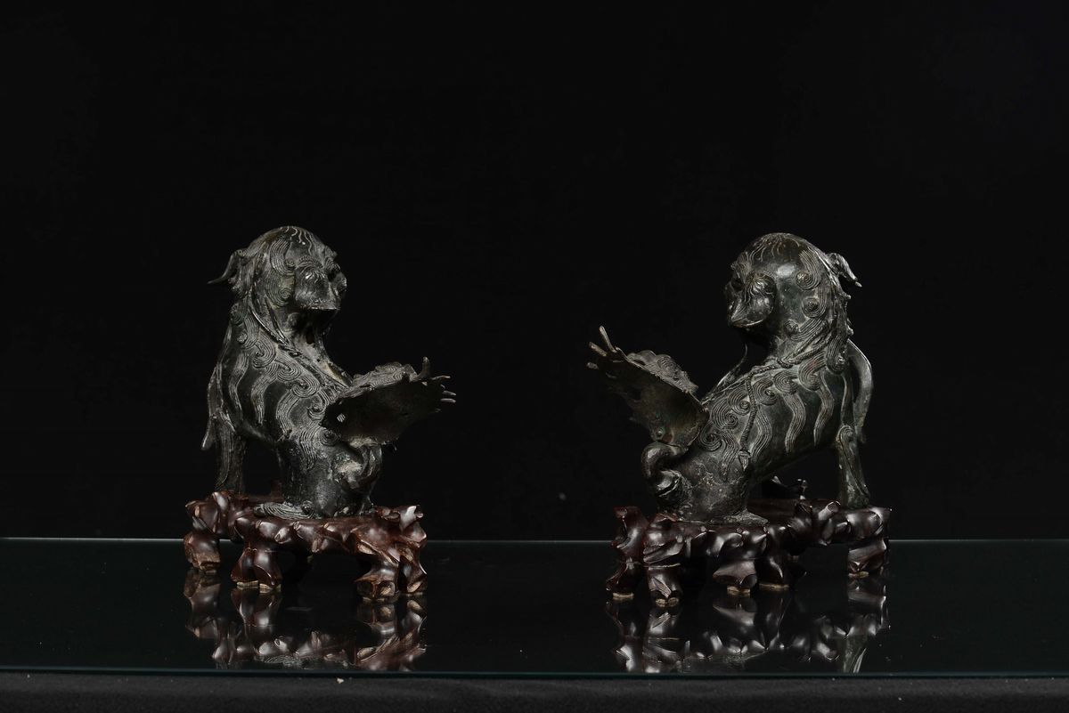 Coppia di Cani di Pho in Bronzo, Cina, Dinastia Ming, XVII Secolo