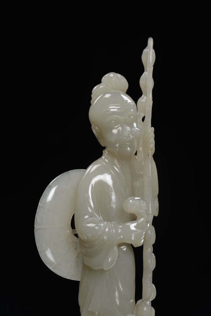 Gruppo in Giada Bianca Raffigurante Saggio con Due Capre, Cina, Dinastia Qing, XIX Secolo
