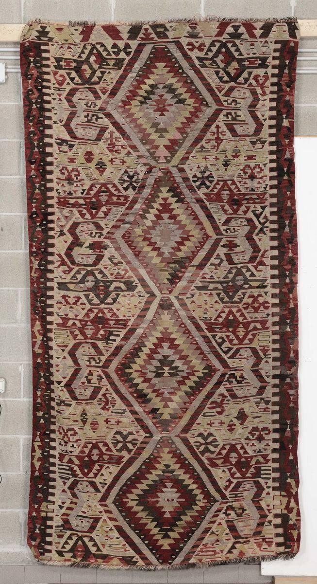 Kilim anatolico Esme inizio XX secolo  - Auction Antique and Old Masters - Cambi Casa d'Aste