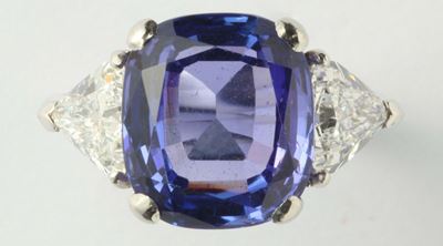 Anello con Tanzanite e Diamanti