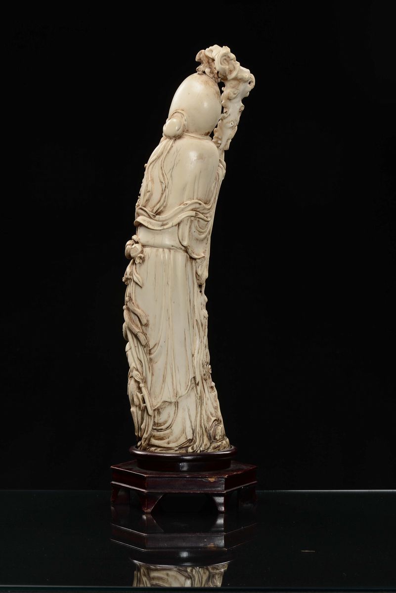 Grande Scultura in Avorio di Dignitario, Cina, Dinastia Qing, XIX Secolo