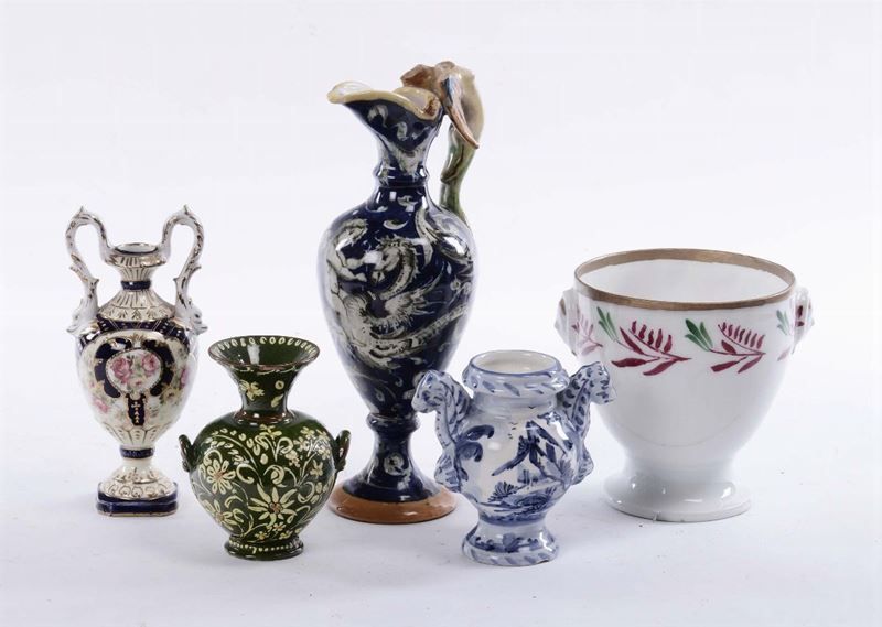 Lotto di cinque piccoli oggetti in porcellana  - Auction Antique and Old Masters - Cambi Casa d'Aste
