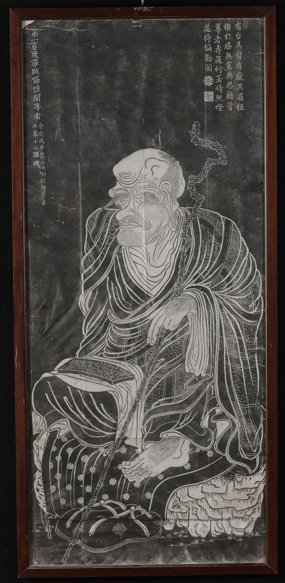 Tre Dipinti a Tempera su Carta in Grisaille Rappresentanti Luohan con Iscrizioni, Cina, Dinastia ...
