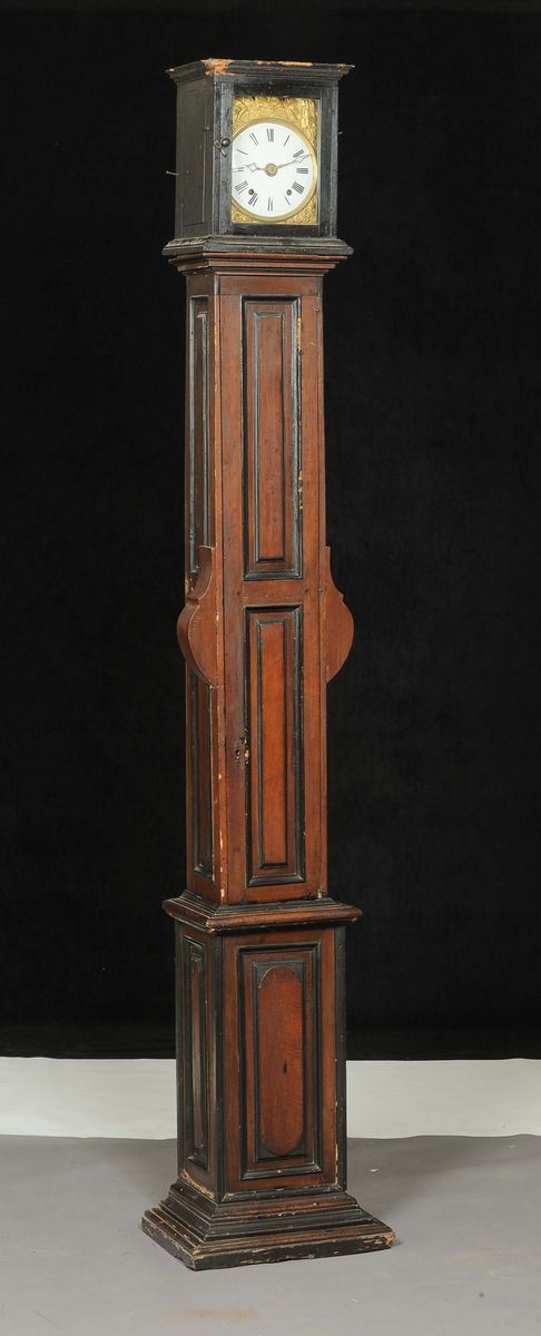 Pendola in noce con fronte e fianchi pannellati, XIX secolo  - Auction Time Auction 3-2014 - Cambi Casa d'Aste