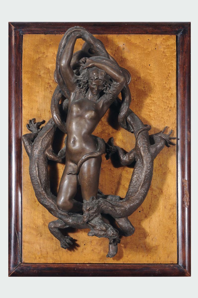 Battente in bronzo fuso e cesellato “Allegoria della vita”, Mario Rutelli (Palermo 1859 - Roma 1941), attribuita  - Asta Scultura e Oggetti d'Arte - Cambi Casa d'Aste
