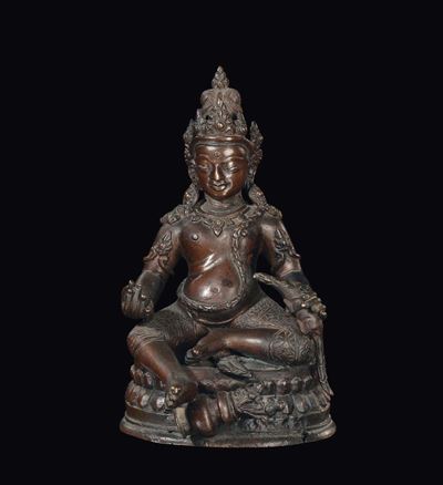 Scultura in Bronzo Raffigurante Divinità con Occhi D'argento, Nepal, XVII Secolo