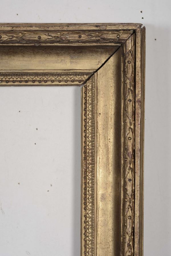 Cornice in legno dorato, XIX secolo