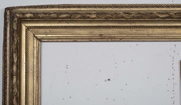 Cornice in legno dorato e intagliato, XIX secolo
