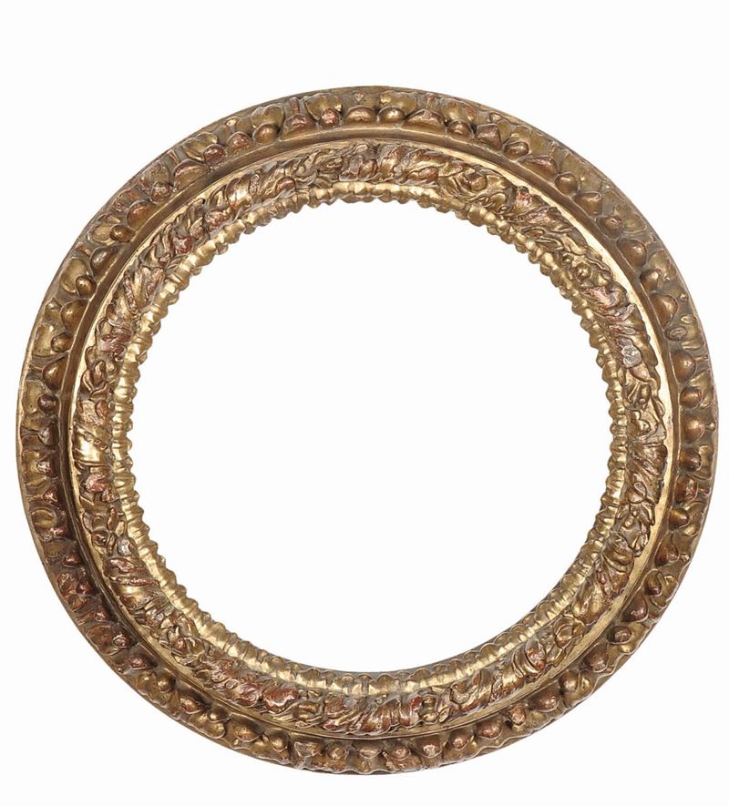 Cornice rotonda in legno intagliato e dorato, XVIII secolo  - Auction Antique Frames - Cambi Casa d'Aste