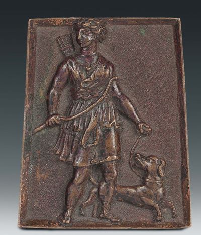 Placchetta Trapezioidale in Bronzo Fuso e Cesellato Raffigurante Diana Cacciatrice, Arte Italiana...