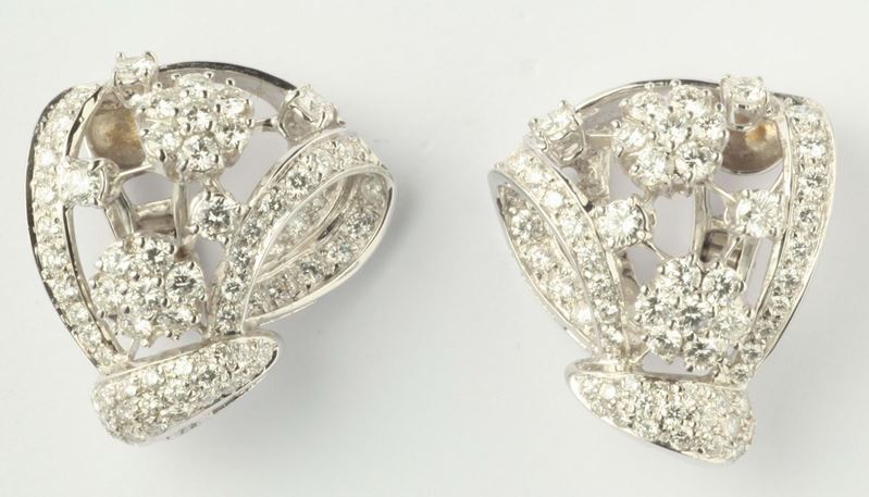 A pair of diamond earrings  - Auction Fine Jewels - I - Cambi Casa d'Aste