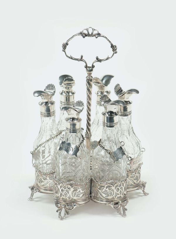 Set da tavola in argento con sei ampolle in cristallo, base con bolli dell’argentiere Edward Aldridge per Londra 1766