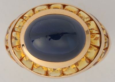 Faraone, Anello con Zaffiro Taglio Cabochon