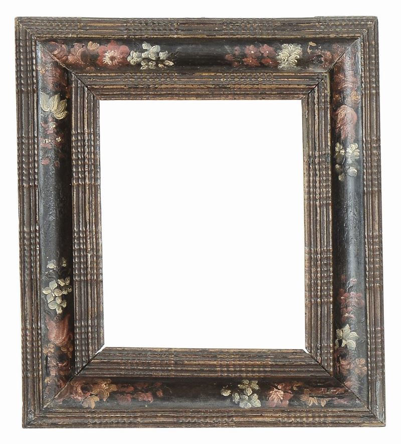 Cornice guillochè ebanizzata con decorazioni floreali in policromia, Fiandre XVII secolo  - Auction Antique Frames - Cambi Casa d'Aste
