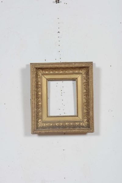 Cornice Neoclassica Dorata con Decoro a Pastiglia, XIX Secolo