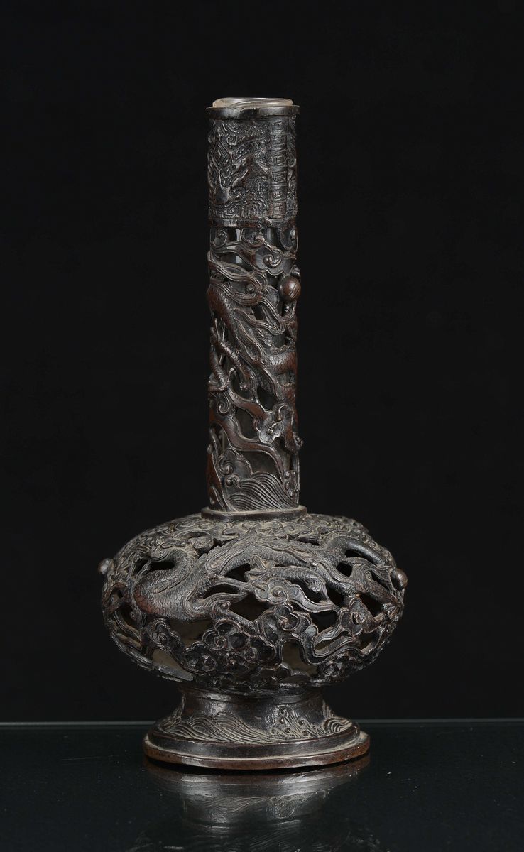 Vaso in Bronzo Traforato con Figure di Drago, Cina, Dinastia Qing, Fine XIX Secolo