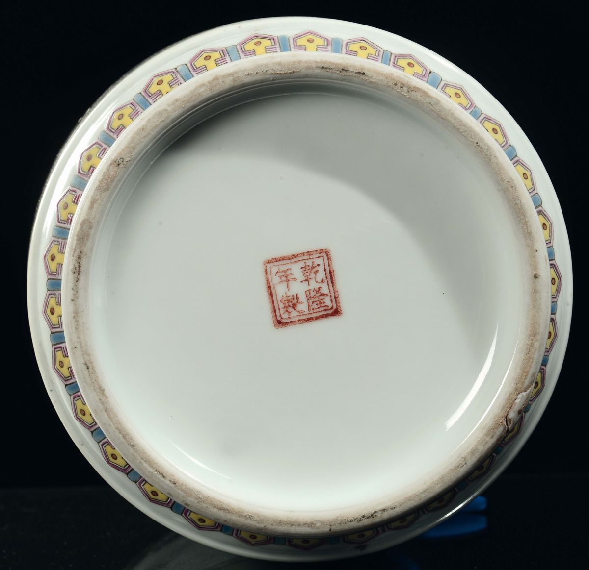 Vaso in Porcellana a Smalti Policromi con Personaggi, Cina, Repubblica, XX Secolo