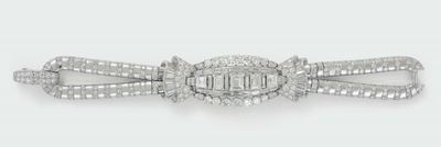 Van Cleef & Arpels N.y. 2590. Importante Bracciale in Platino e Diamanti