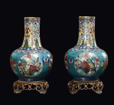 Coppia di Vasi Cloisonnè a Balaustro, Cina, Dinastia Qing, XIX Secolo