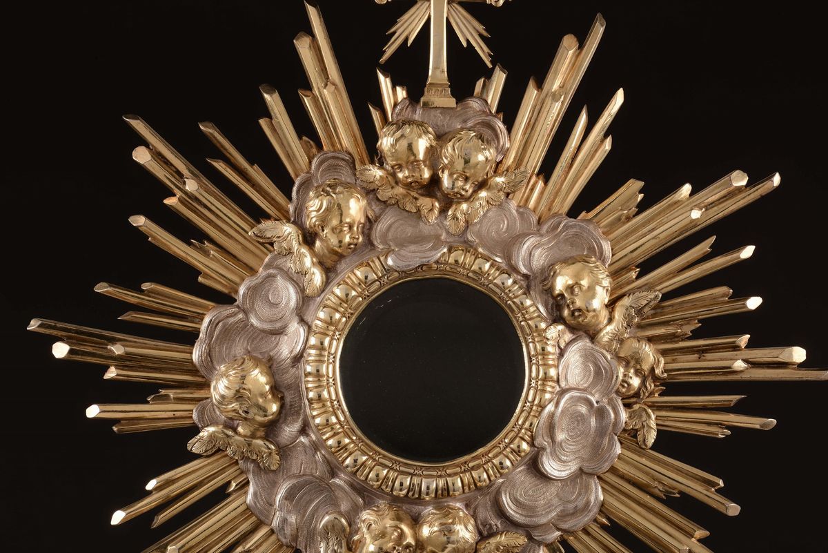 Ostensorio in Argento Fuso, Sbalzato, Cesellato e Dorato, Bolli Camerali per Roma 1750-1760 e del...