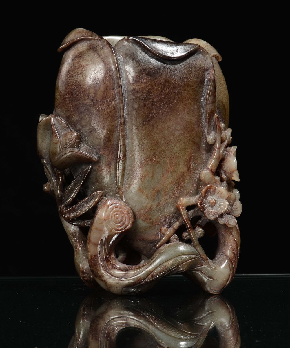 Portapennelli in Giada Celadon e Russet Raffigurante Zucca, Cina, Dinastia Qing, XIX Secolo