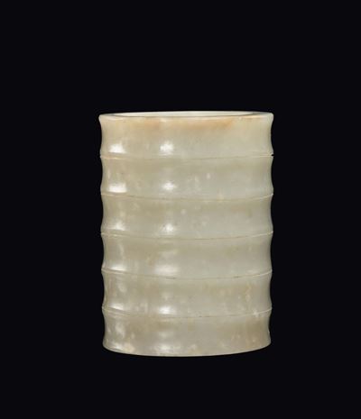 Cilindro in Giada Celadon, Cina, Dinastia Qing, Epoca Qianlong (1736-1796)