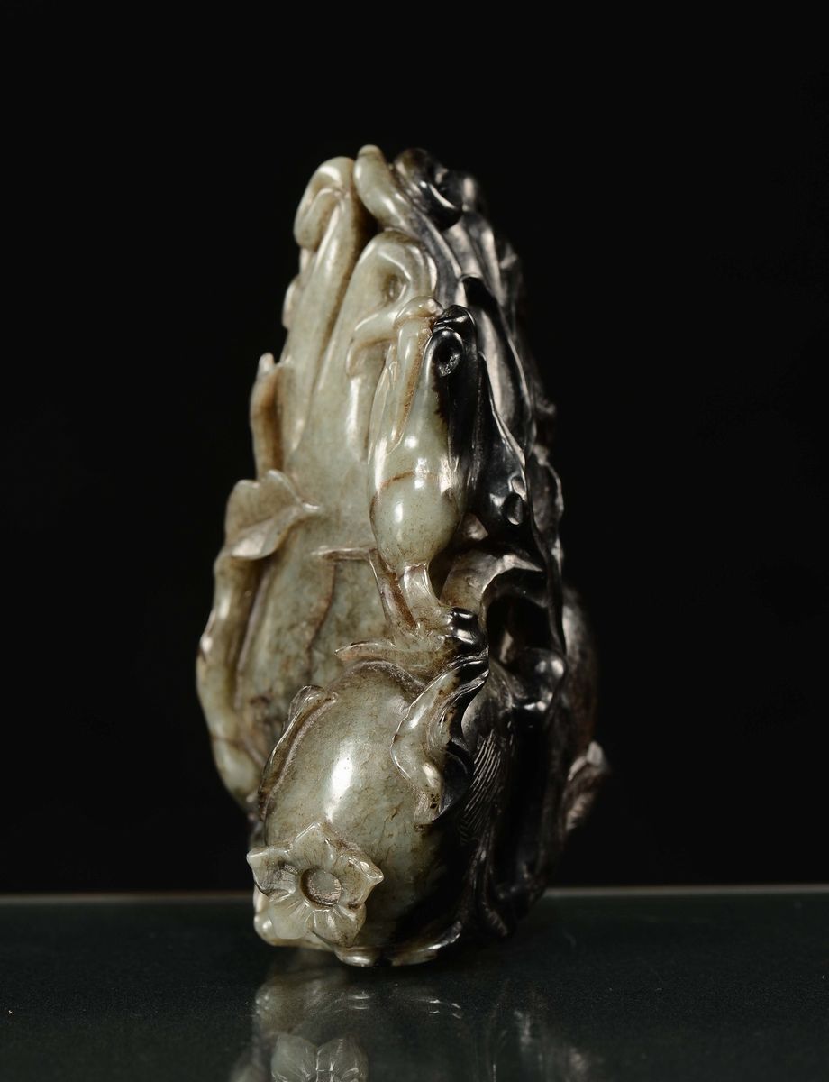 Mano di Buddha in Giada Bruna, Cina, Dinastia Qing, XIX Secolo