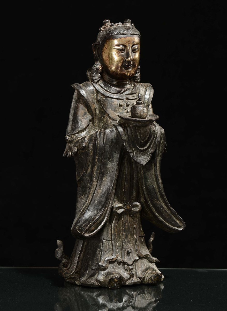 Grande Scultura di Guanyin in Bronzo, Cina, Dinastia Ming, XVII Secolo