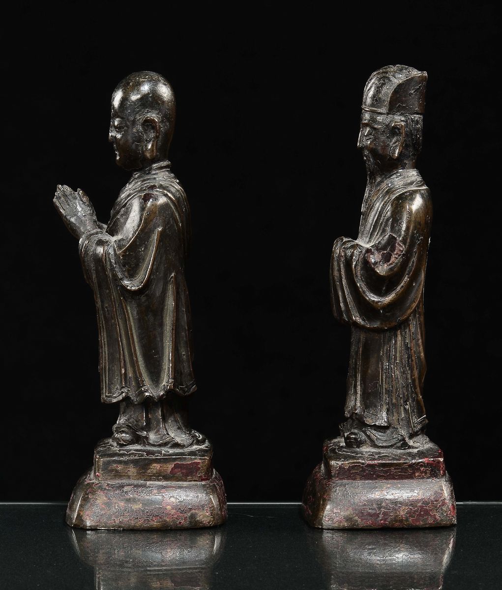 Coppia di Dignitari in Bronzo, Cina, Dinastia Qing, Epoca Kangxi (1662-1722)