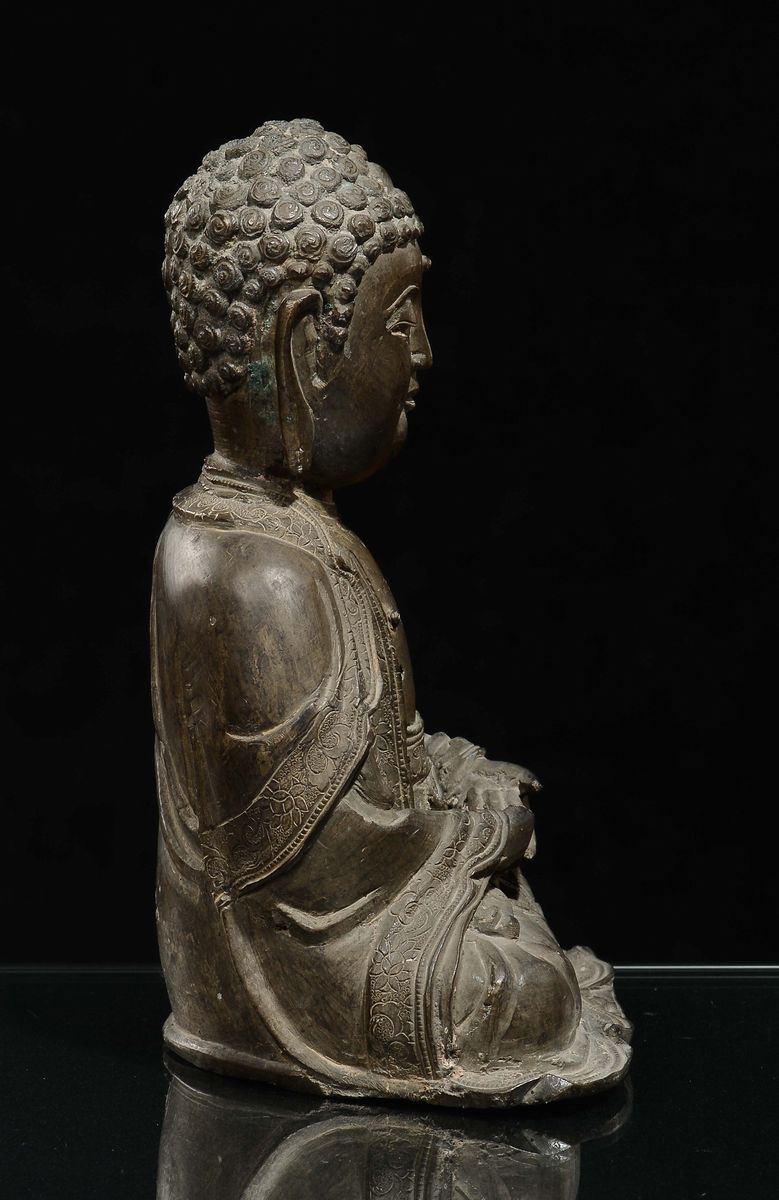 Sakyamuni in Bronzo con Svastica, Cina, Dinastia Ming, XVII Secolo