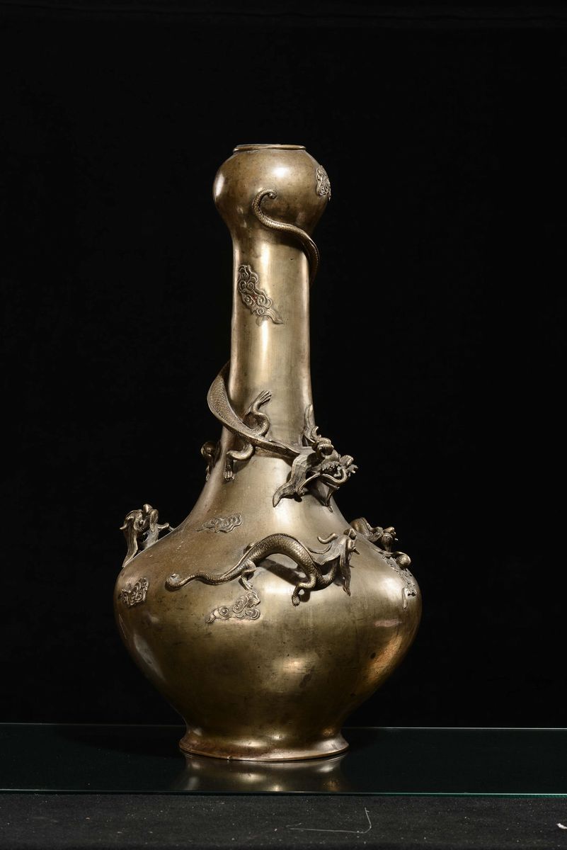 Grande Vaso in Bronzo con Applicazioni di Dragoni in Rilievo, Cina, Dinastia Qing, Epoca Kangxi (...
